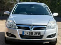 Used Vauxhall Astra Design Edition 138 HP (101 kW) 2008 Silver Hatchback