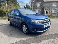 Usado Dacia Sandero Lauréate 90 CV (66 kW) 2013 Azul Utilitario
