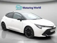 Usado Toyota Corolla Sport 140 HP (102 kW) 2023 Branco Citadino