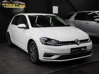 Used VW Golf VII SE 115 HP (84 kW) 2017 White Hatchback