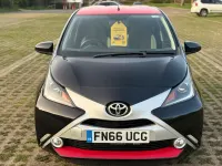 Gebraucht Toyota Aygo x-press 69 PS (50 kW) 2016 Schwarz Kleinwagen