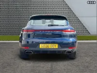 Usado Porsche Macan 241 HP (177 kW) 2020 Azul SUV