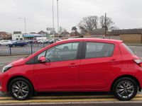Used Toyota Yaris 2017 Red Hatchback