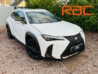 Used Lexus UX E-FOUR 184 HP (135 kW) 2019 White SUV