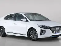 Used Hyundai Ioniq Premium 141 HP (103 kW) 2018 White Hatchback