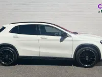 Used Mercedes GLA250 AMG Line Premium Plus 211 HP (155 kW) 2017 White SUV