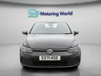 Begagnad VW Golf VII Life 150 HK (110 kW) 2021 Grå Halvkombi