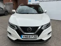 Used Nissan Qashqai Tekna 2018 White SUV
