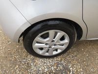 Used Vauxhall Corsa Design Edition 75 HP (55 kW) 2018 Silver Hatchback