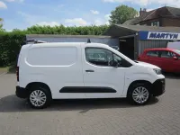Used Peugeot Partner 131 HP (96 kW) 2021 White MPV