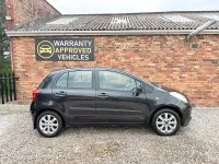 Used Toyota Yaris 85 HP (62 kW) 2007 Black Hatchback