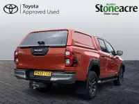 Usado Toyota HiLux 201 CV (147 kW) 2023 Naranja Pickup/Camioneta