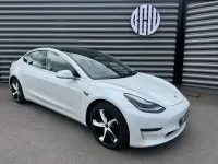 Begagnad Tesla Model 3 Long Range AWD 366 kW (498 HK) 2020 Vit Sedan