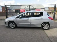 Used Peugeot 308 Active 92 HP (67 kW) 2012 Silver Hatchback
