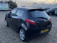 Używany Mazda 2 2010 Brązowy Hatchback