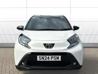 Used Toyota Aygo X 72 HP (52 kW) 2024 White SUV