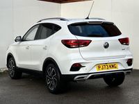 Used MG ZS Exclusive 111 HP (81 kW) 2023 White Hatchback