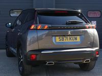 Begagnad Peugeot 2008 GT 129 HK (94 kW) 2022 Grå SUV