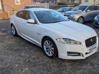 Used Jaguar XF 200 HP (147 kW) 2013 White Sedan