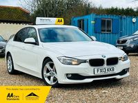 Used BMW 318 2013 White Sedan