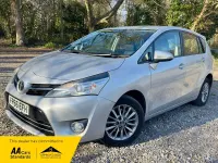 Used Toyota Verso 2016 Silver MPV
