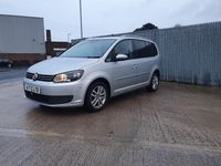 Used VW Touran SE 105 HP (77 kW) 2011 Silver MPV