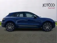 Used Porsche Macan 261 HP (191 kW) 2023 Blue SUV