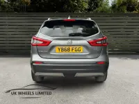 Used Nissan Qashqai Tekna 160 HP (117 kW) 2018 Grey SUV