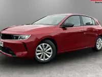 Usado Vauxhall Astra Design Edition 110 HP (80 kW) 2025 Citadino