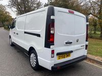 Used Vauxhall Vivaro Sportive 125 HP (91 kW) 2018 White MPV