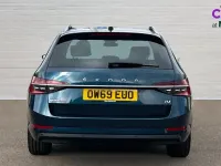 Usado Skoda Superb SE L 218 CV (160 kW) 2020 Azul