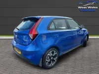 Usado MG MG3 Excite 106 HP (77 kW) 2021 Azul Citadino