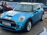 Usado Mini Cooper S Hatch 192 HP (141 kW) 2017 Azul Citadino