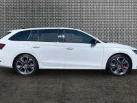 Used Skoda Octavia vRS 180 HP (132 kW) 2023 Moon white metallic Estate