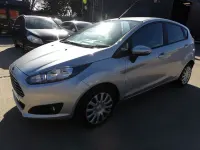 Käytetty Ford Fiesta Style 75 HP (55 kW) 2016 Hopea Viistoperä