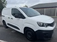 Used Peugeot Partner 131 HP (96 kW) 2021 White MPV