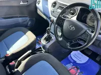 Usado Hyundai i10 Premium 87 HP (63 kW) 2016 Cinzento Citadino