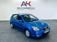 Used Kia Rio 95 HP (69 kW) 2011 Blue Hatchback