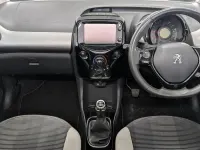 Used Peugeot 108 Allure 82 HP (60 kW) 2016 Red Hatchback