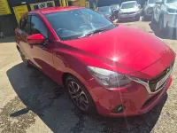 Usado Mazda 2 Inclusive 2017 Vermelho Citadino