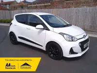 Used Hyundai i10 Premium 87 HP (63 kW) 2018 White Hatchback