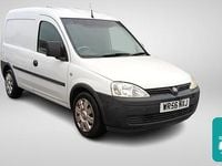 Używany Vauxhall Combo 69 KM (50 kW) 2006 Biały Minivan