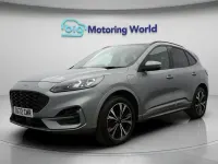 Usado Ford Kuga ST-Line X 225 HP (165 kW) 2023 Prateado SUV