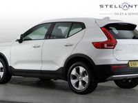Used Volvo XC40 Momentum 148 HP (108 kW) 2018 Blue SUV