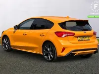 Used Ford Focus Performance Edition 280 HP (205 kW) 2020 Orange Hatchback