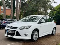 Used Ford Focus Zetec 115 HP (84 kW) 2013 White Hatchback