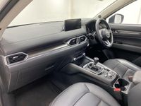 Second-hand Mazda CX-5 Inclusive 165 CP (121 kW) 2022 Alb SUV