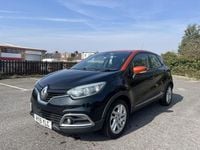 Used Renault Captur Dynamique 90 HP (66 kW) 2015 Black SUV