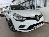Used Renault Clio Dynamique 110 HP (80 kW) 2017 Glacier white Hatchback
