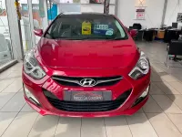 Used Hyundai i40 Premium SE 134 HP (98 kW) 2014 Red Sedan